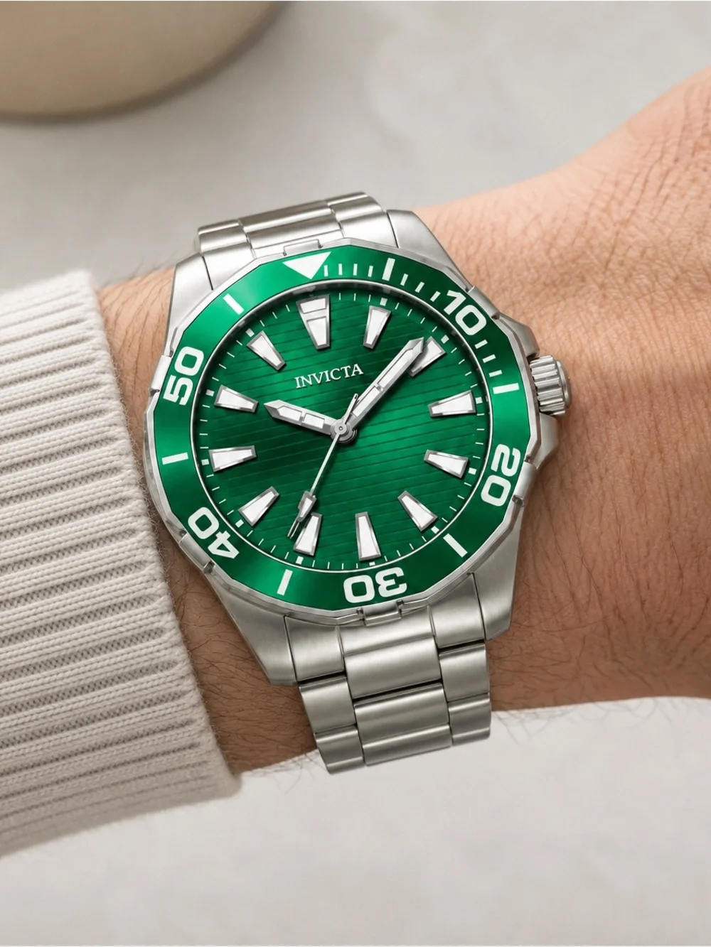 Invicta Pro Diver 69244 Men’s 46mm Green Dial Stainless Steel Quartz Watch NIB